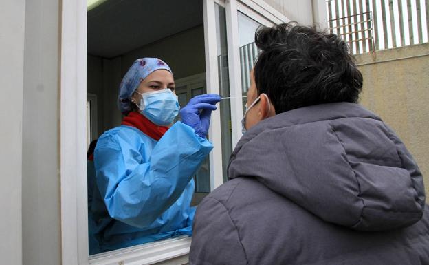 Ómicron provoca que las reinfecciones se multipliquen por seis desde diciembre en Segovia