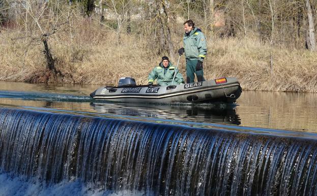 Buscan el rastro de Esther López en el Duero, cerca de la casa de Ramón G.