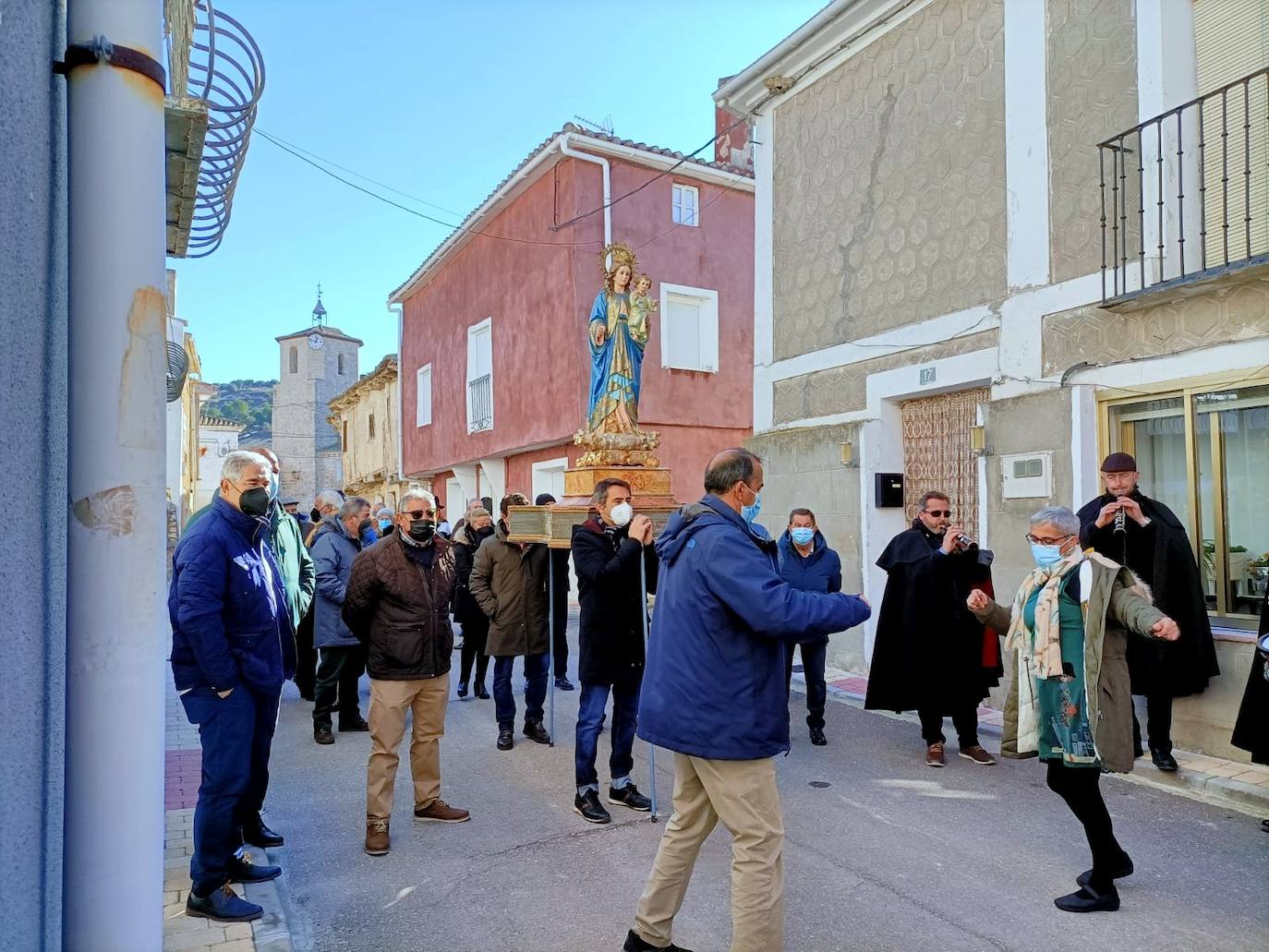 Los ceviqueños danzan a la Virgen de la Paz