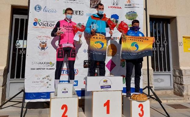 Beatriz Díaz y Pablo Gómez se imponen en el estreno del Duatlón de Castellanos de Moriscos