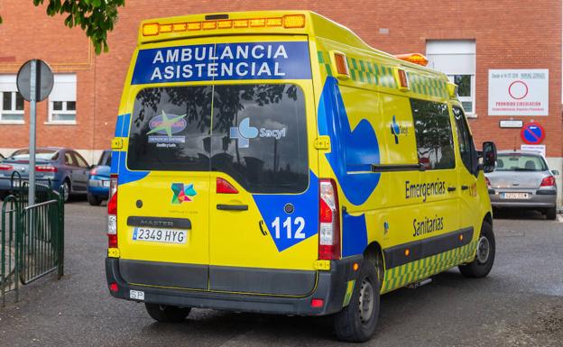 Dos heridos en una colisión entre dos turismos a la entrada de la factoría de Renault en Villamuriel
