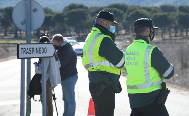 Directo | Reabierta la carretera de Traspinedo tras más de dos horas de búsqueda de indicios