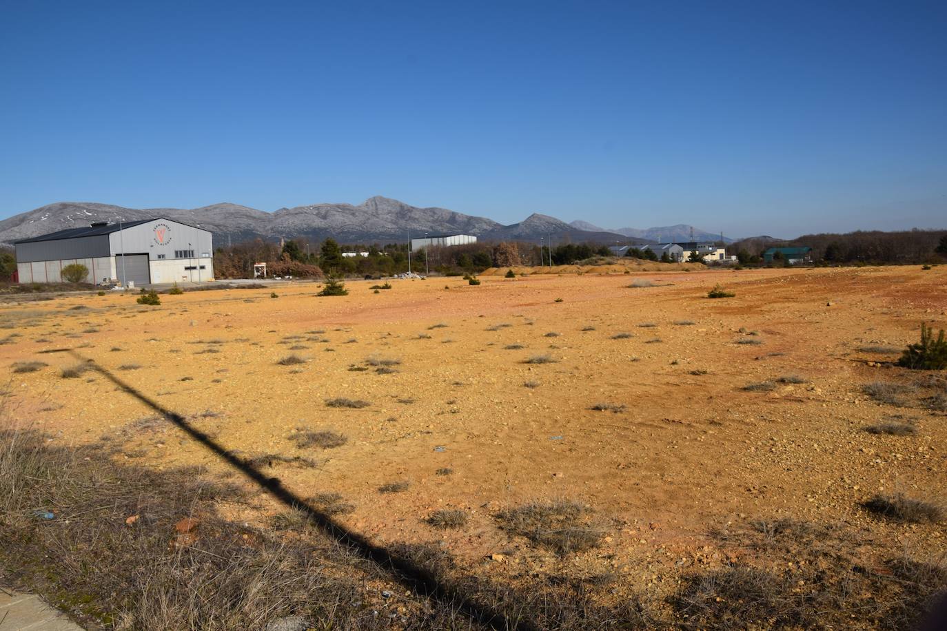 Continúa en Guardo la tramitación de la licencia ambiental para una planta de neumáticos