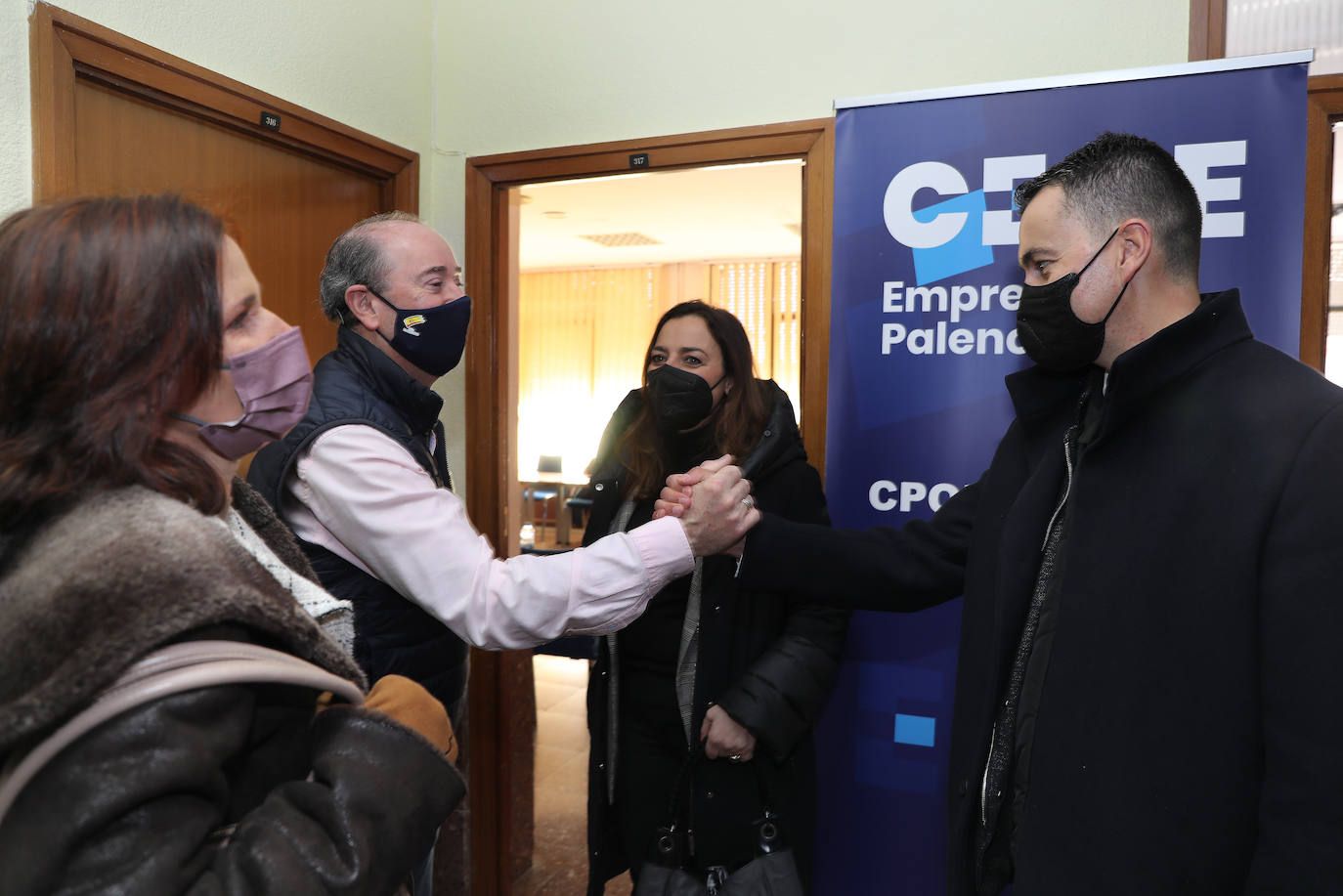 El portavoz del PSOE en el Congreso defiende un proyecto «vertebrador progresista» frente al «desgobierno y la inestabilidad» del PP