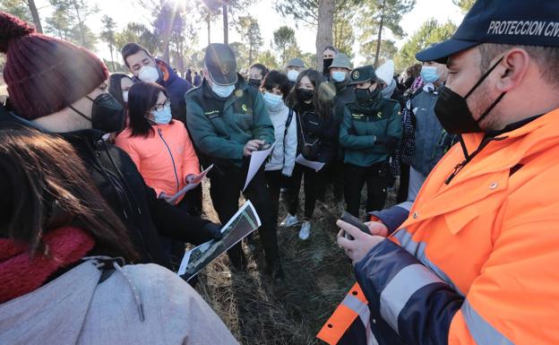 La joven de la sonrisa eterna