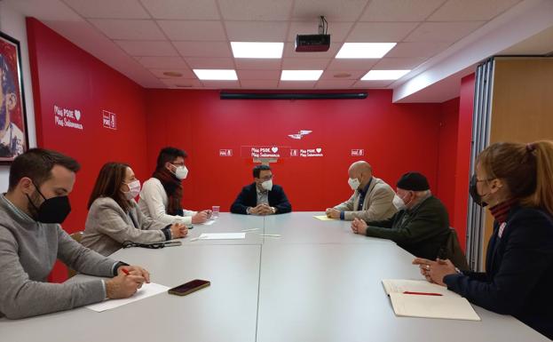 El PSOE acuerda con los Balnearios de Ledesma y Retortillo medidas para mejorar estos establecimientos