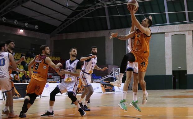 El Aquimisa Carbajosa recupera este sábado el duelo aplazado frente al Hereda Ourense