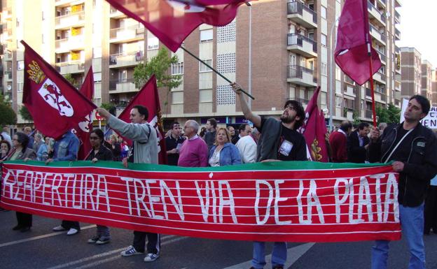 La Cámara de Comercio se suma a la petición de reapertura del tren de Salamanca a Plasencia