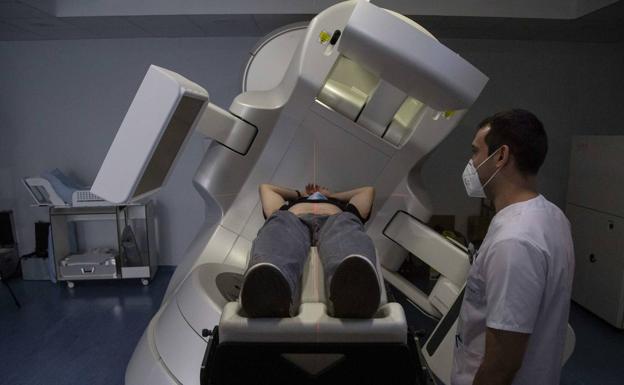 Los enfermos de cáncer carecen de apoyo psicológico público en Castilla y León