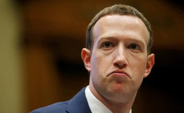 Facebook pierde usuarios por primera vez en su historia
