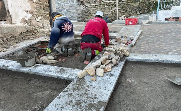 Finalizan las obras de la Cuesta del Castillo y la plaza y calle de San Esteban en Alba de Tormes