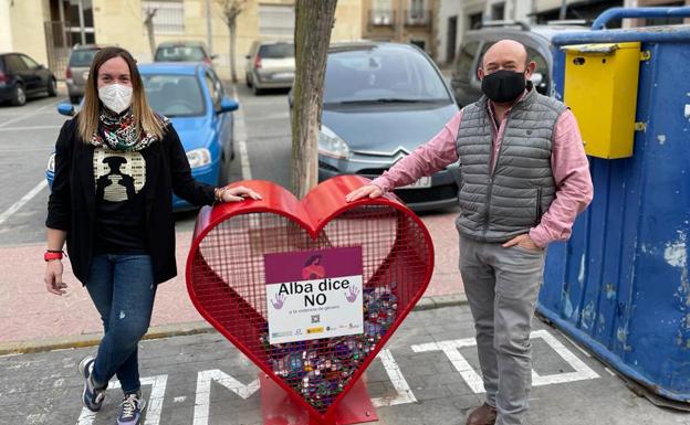 Alba de Tormes instala dos contenedores de tapones para recogerlos con fines solidarios