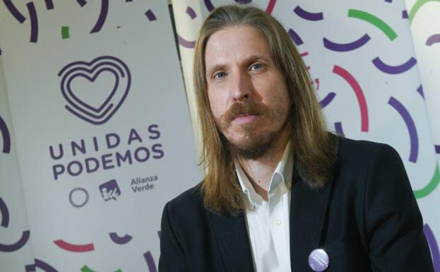 Pablo Fernández: de su trabajo fuera de la política a un Gobierno deseado