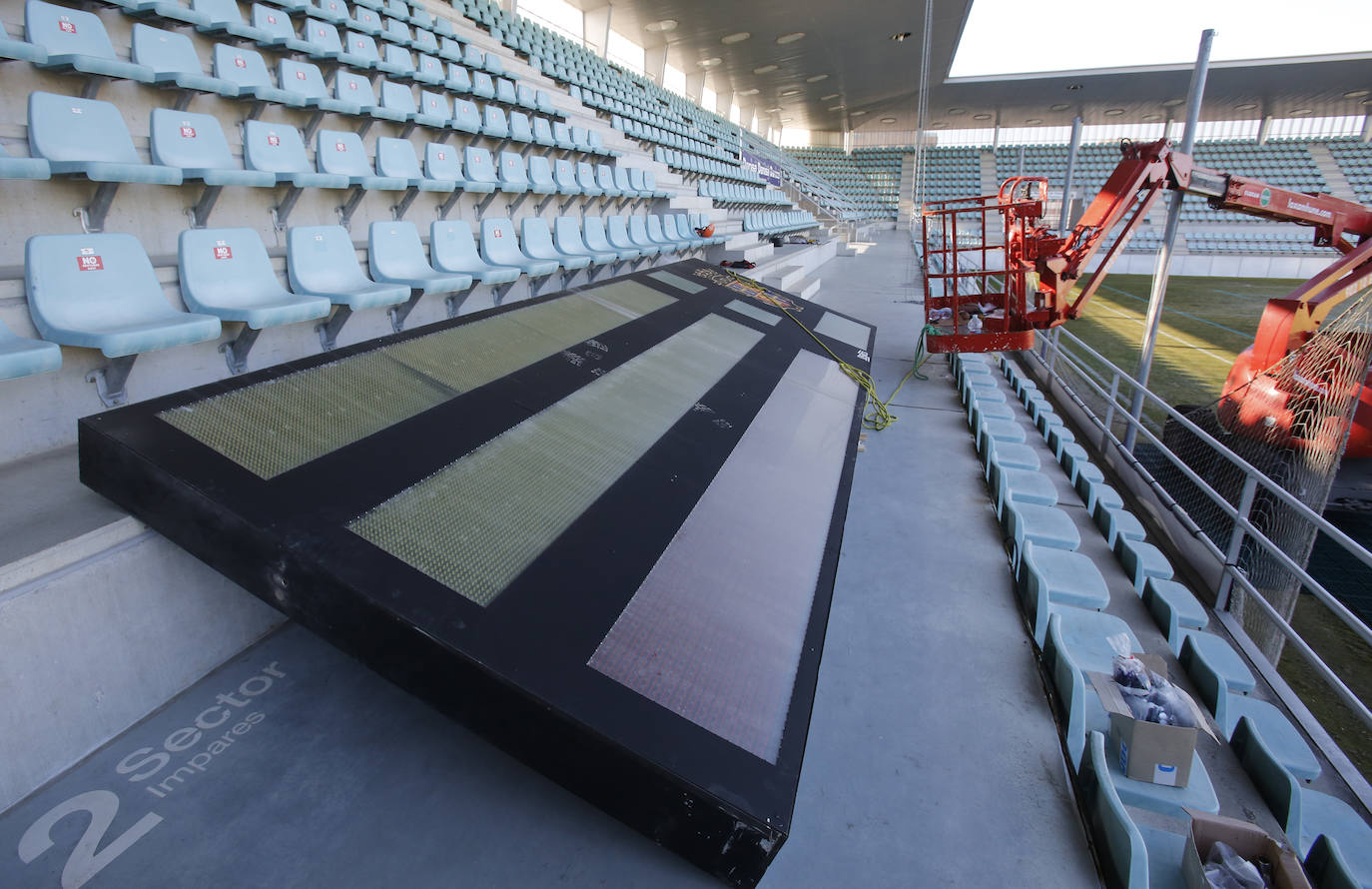 La Balastera renueva sus deteriorados marcadores