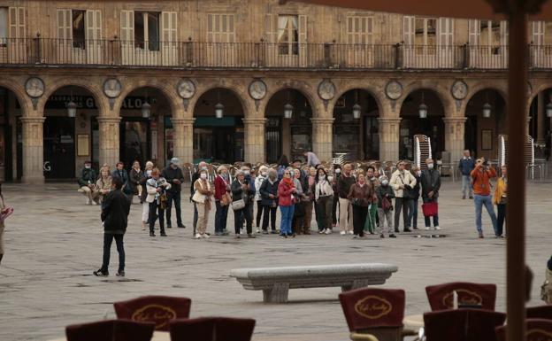 Los nuevos contagios por covid caen a 437 pero Salamanca tiene que lamentar cuatro fallecidos más