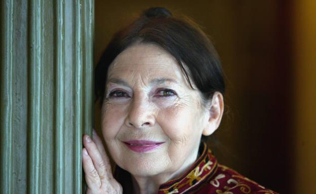 Actores como Ana Belén y Santiago Crespo dan el último adiós a Alicia Hermida