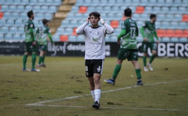 El Salamanca UDS se hunde aún más tras perder un partido clave y el Helmántico estalla contra Calderón (0-1)