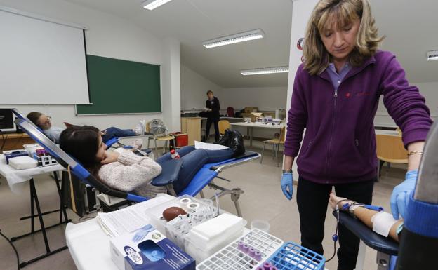 El punto fijo de donación de sangre del Virgen Vega de Salamanca se traslada a la segunda planta