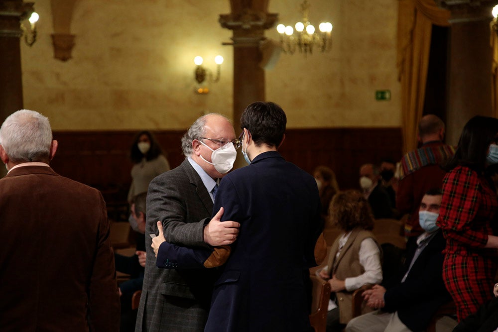 Entrega de diplomas y distinciones de Cáritas