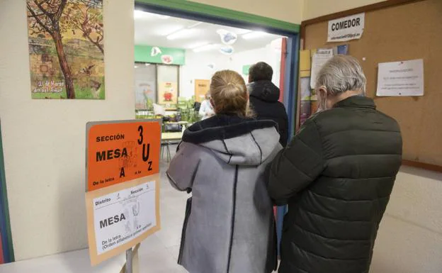 La junta electoral valida las papeletas de Aguilafuente y una urna de Segovia con un descuento proporcional de votos