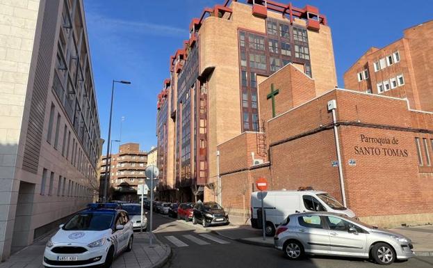 Muere una mujer de 71 años tras caer «por accidente» desde un tercer piso