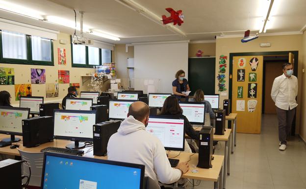 El Aula de Informática de Carbajosa se convierte en Aula Mentor ofreciendo más de 200 cursos de formación online