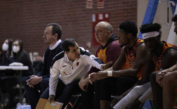 Primera de las nueve finales para el Aquimisa ante el Basket Navarra
