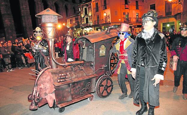 Cuatro comparsas retomarán los desfiles del Carnaval de Segovia tras el parón del año pasado