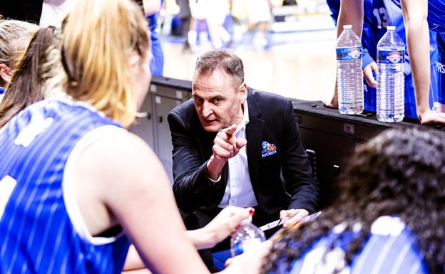 Íñiguez: «Por segundo año seguido la ciudad, el equipo y la afición del CB Avenida están entre los ocho mejores de Europa»
