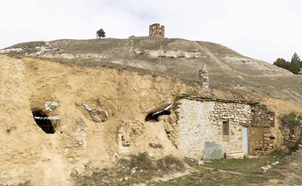 Los huesos de Tariego tienen «no menos de 70 años» y no hay en ellos signos de violencia