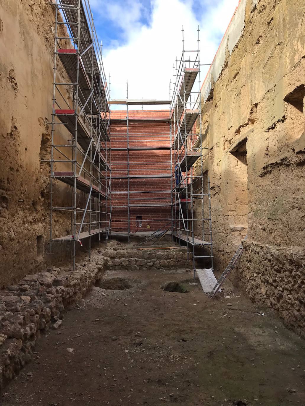 Restauración del castillo de Villagarcía de Campos
