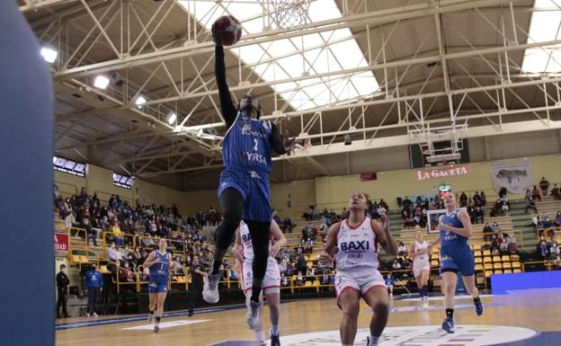 El CB Avenida se hace más líder ante el colista Ferrol (85-51)