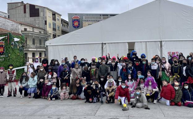 Más de cien personas participan en 'Recíclate en Carnaval' en Guijuelo