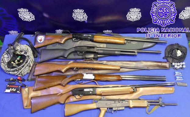 Una reyerta entre dos clanes se salda con varios heridos en un supermercado de Laguna