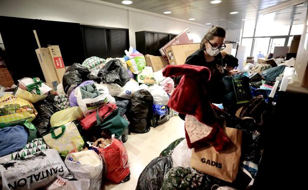 La solidaridad con Ucrania desborda Valladolid con toneladas de material y peticiones de acogida
