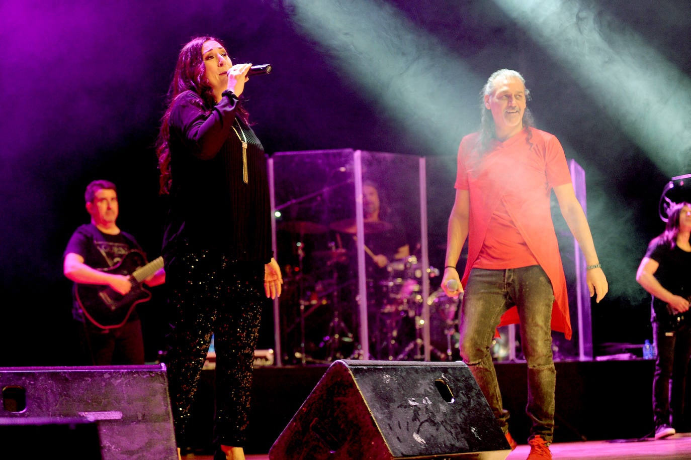 Valladolid disfruta con el concierto de Camela