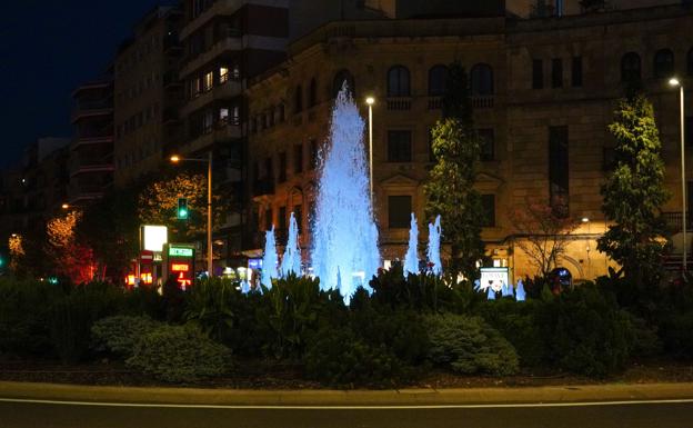 La fuente de la Puerta Zamora de Salamanca se teñirá de azul por el Día Internacional del Linfedema