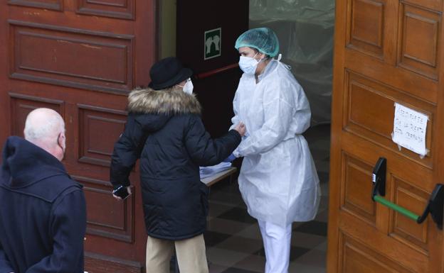 La covid crece en la mitad de las zonas de salud de Valladolid