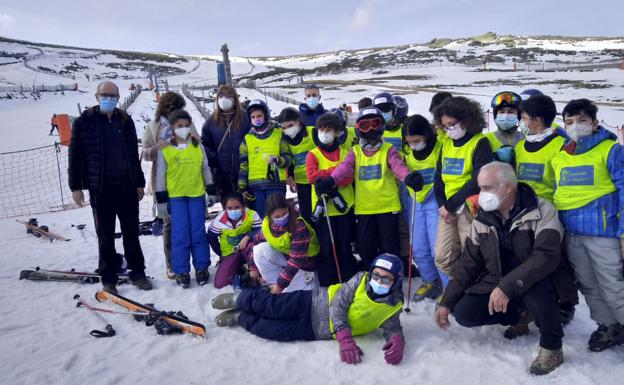 Los populares critican al PSOE por «aprovechar la coyuntura sanitaria y económica con fines electoralistas»