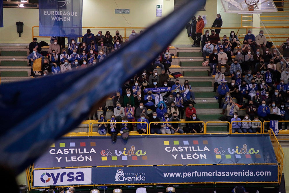 Ambiente en el CB Avenida - Spar Girona
