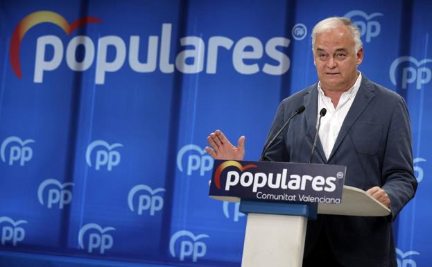 González Pons sobre el pacto con Vox: «Mañueco ha hecho un esfuerzo por dar estabilidad» a la región