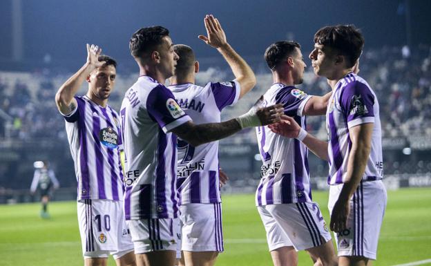 El Real Valladolid se ha dejado seis puntos por tarjetas rojas esta temporada