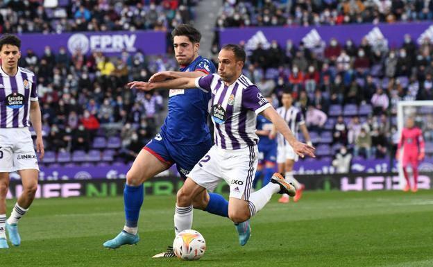 Nacho reclama que el Real Valladolid olvide a los árbitros y se centre en el sábado