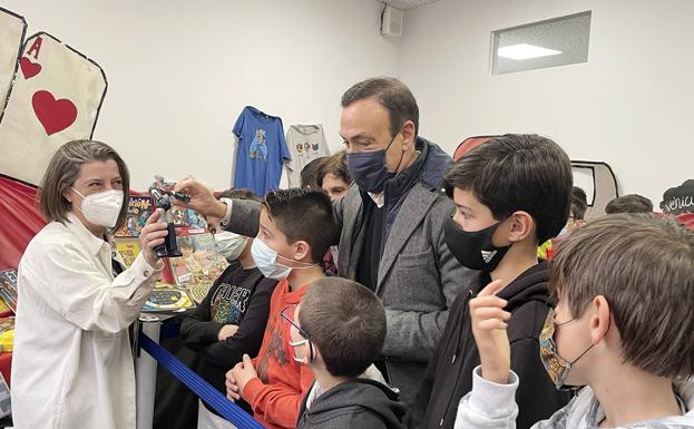 Ciudad de los Niños de Carbajosa evoca los recuerdos de la infancia a través de una exposición de juguetes