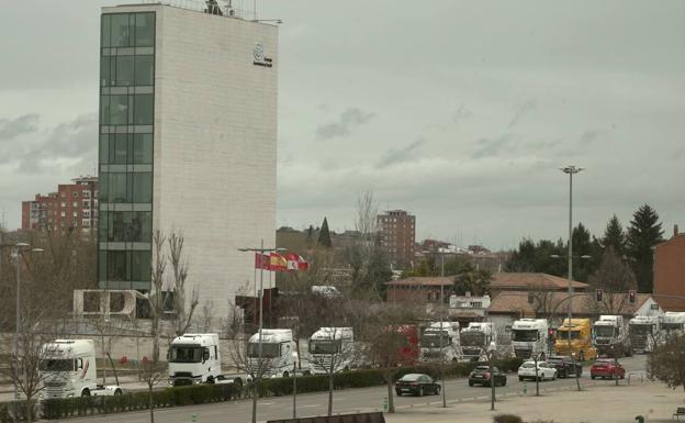 Lácteos, huevos y verduras escasean ya en los supermercados de Valladolid