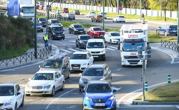 Atascos en San Agustín: así se producen y cómo un túnel los solucionará