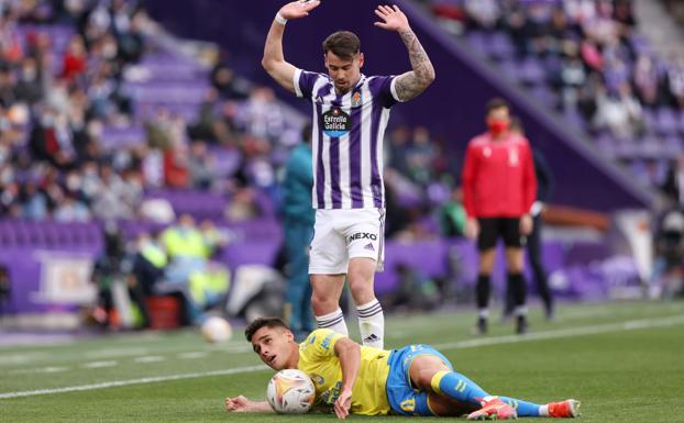 El desdibujado e ineficaz Real Valladolid encadena una nueva derrota justa