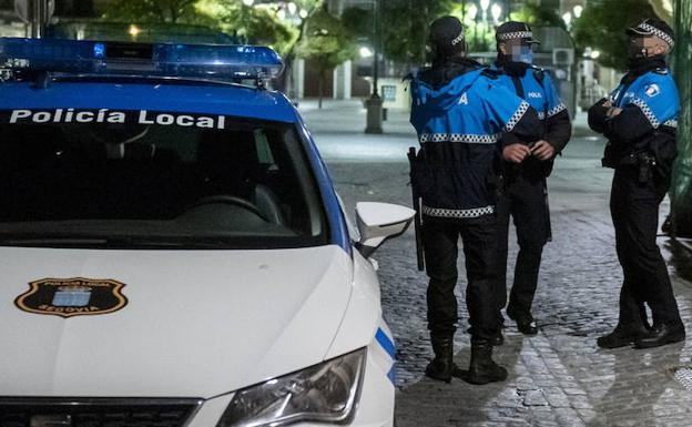 Herida en un accidente la ocupante de un coche cuyo conductor, detenido por la Policía, iba bebido