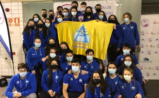Segundo puesto conjunto absoluto para el Acuático Salamanca en el Autonómico de Invierno