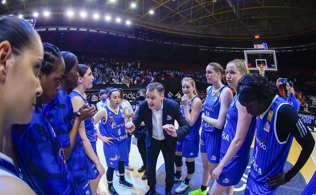 Avenida sufre ante IDK Euskotren pero logra alcanzar las semifinales de la Copa de la Reina